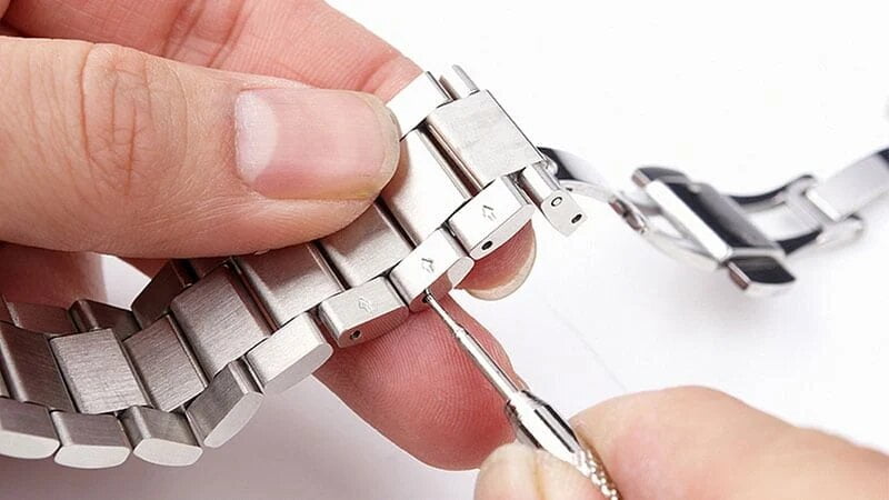 comment retirer les maillons d'un bracelet montre