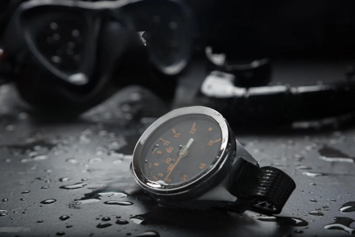 Facteur externe pouvant causer le retard d'une montre